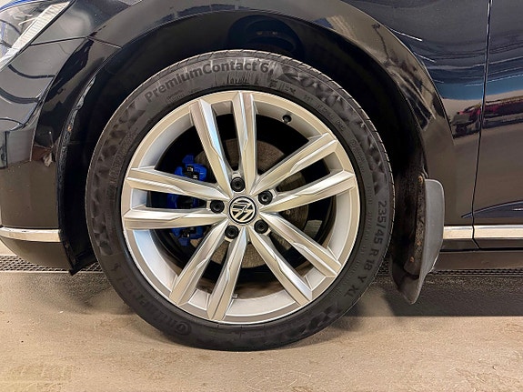 Volkswagen Passat 6 of 8