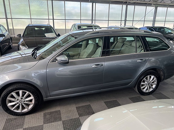 Skoda Octavia 7 of 16