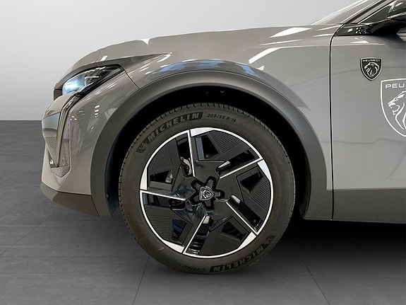 Peugeot 408 14 of 16