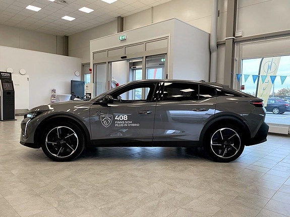 Peugeot 408 2 of 5