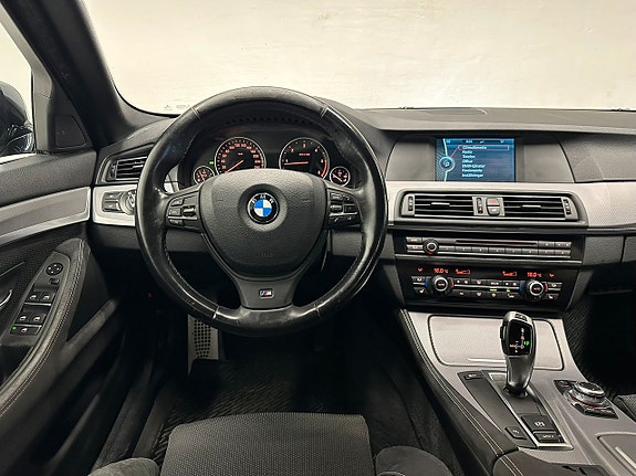 BMW 520 14 of 16