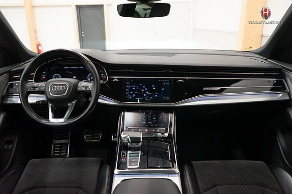 Audi Q8 15 of 27