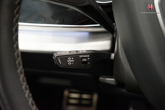 Audi Q8 17 of 27