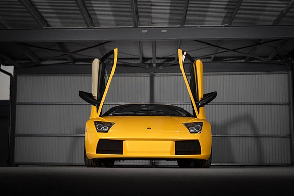 Lamborghini Murcielago 6 of 18