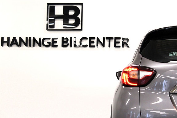 Renault Captur 10 of 27
