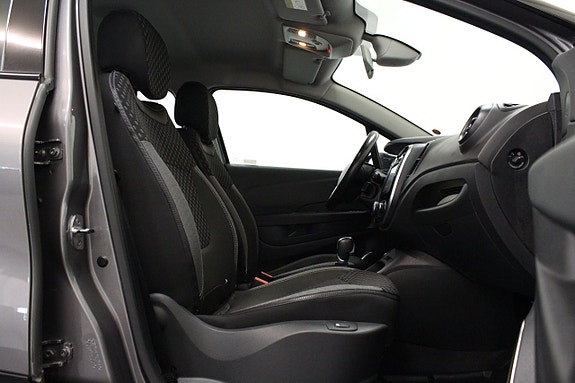 Renault Captur 14 of 27