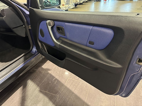 BMW 318 20 of 23