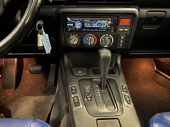 BMW 318 17 of 23