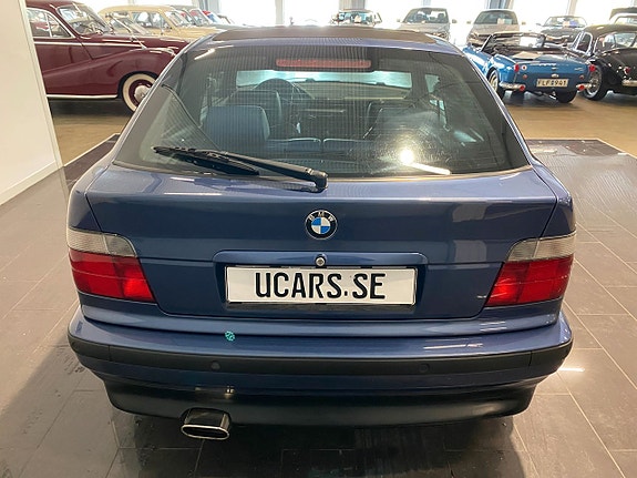 BMW 318 10 of 23