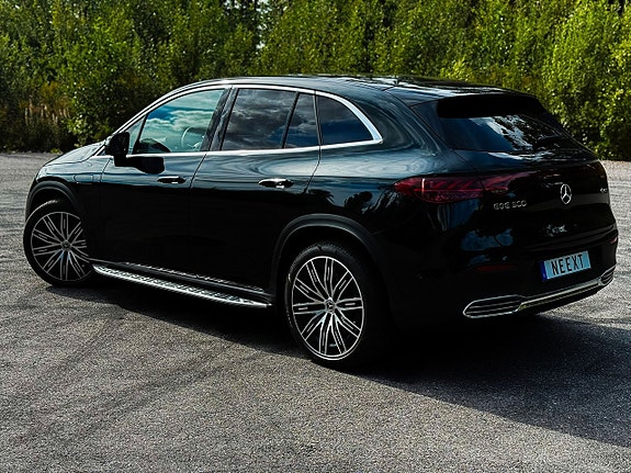 Mercedes-Benz EQE SUV 3 of 5