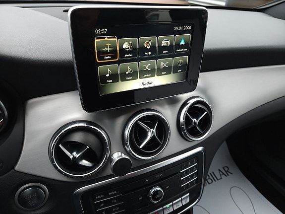 Mercedes-Benz CLA200 12 of 14