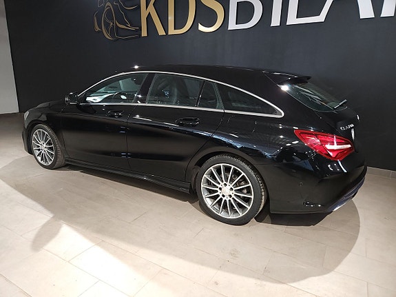 Mercedes-Benz CLA200 3 of 14