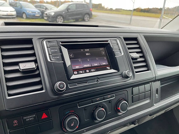 Volkswagen Transporter 18 of 20