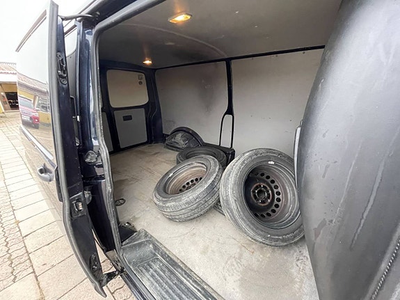 Volkswagen Transporter 11 of 20