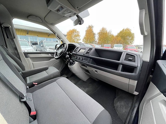 Volkswagen Transporter 10 of 20