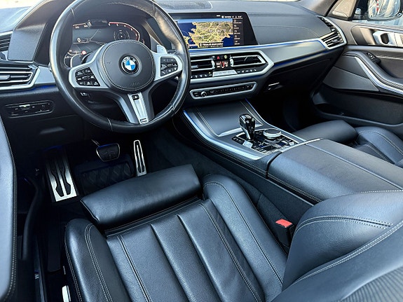 BMW X5 4 of 5