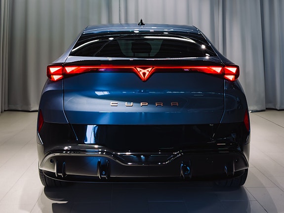Cupra Tavascan 6 of 6