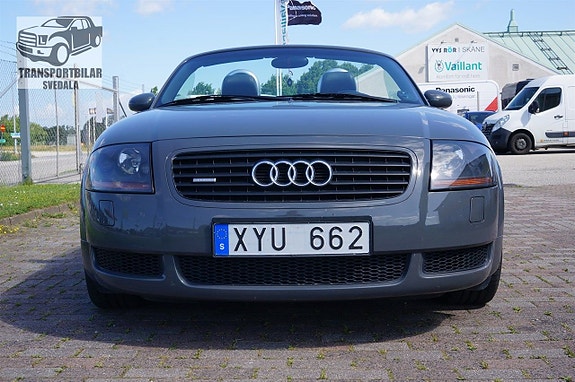 Audi TT 2 of 5