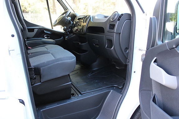 Renault Master 10 of 21