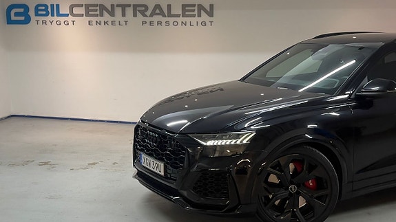 Audi RS Q8 3 of 5