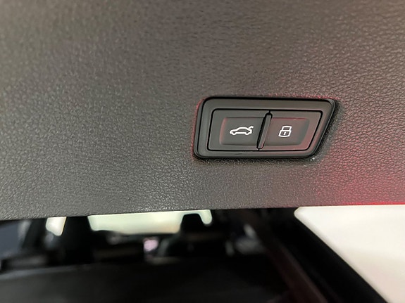 Audi RS Q8 10 of 28