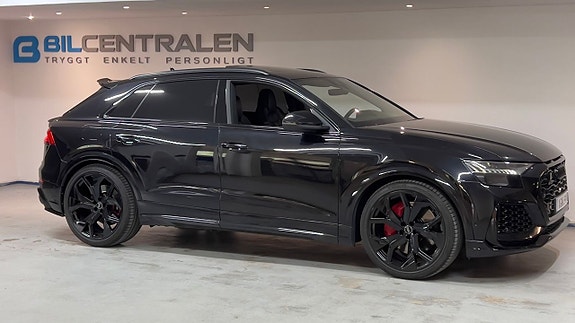 Audi RS Q8 4 of 5