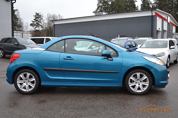 Peugeot 207 CC 4 of 5