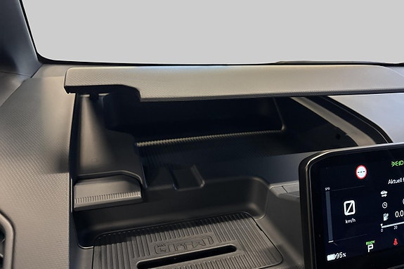 Kia PV5 22 of 30