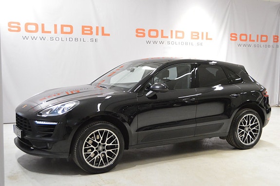 Porsche Macan 2 of 5
