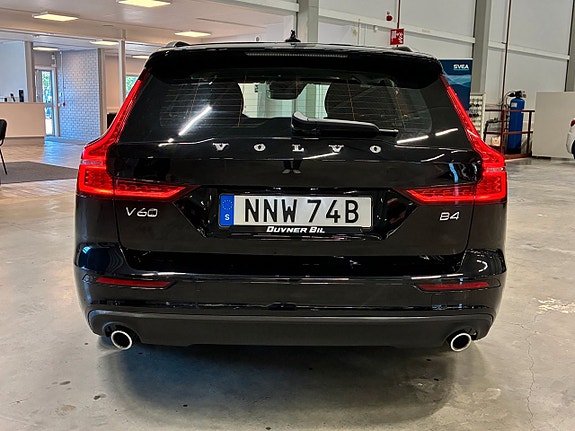 Volvo V60 4 of 5