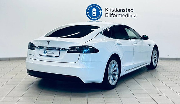 Tesla Model S 8 of 12