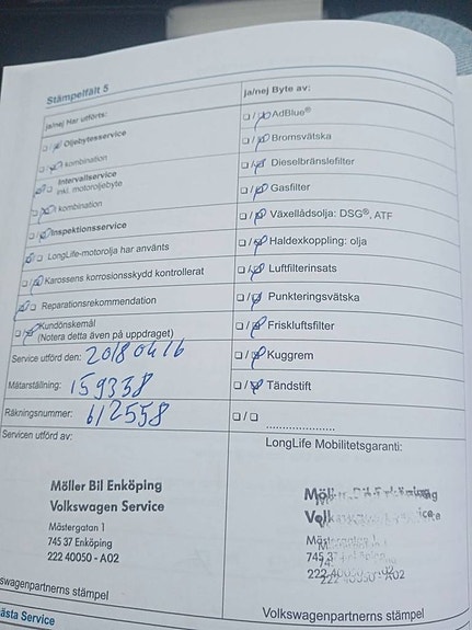 Volkswagen Passat 13 of 18