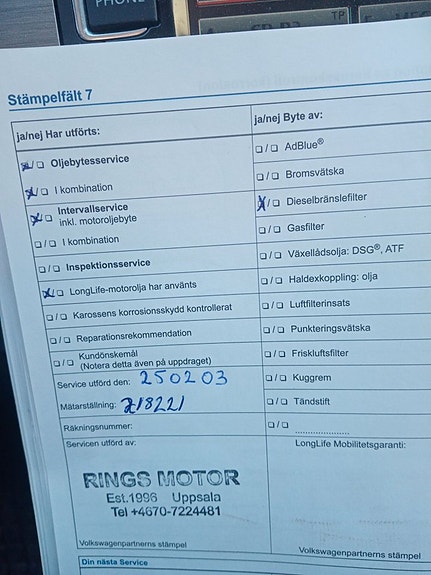 Volkswagen Passat 15 of 18