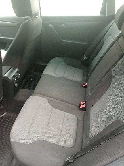 Volkswagen Passat 8 of 18