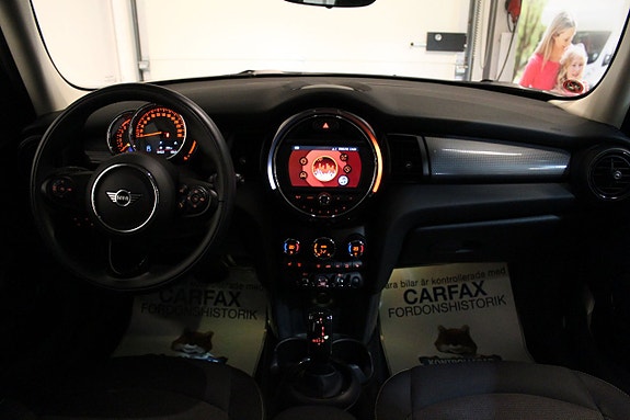 MINI Cooper 9 of 24