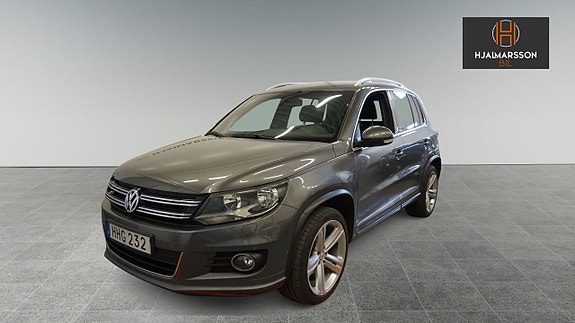 Volkswagen Tiguan 2 of 2