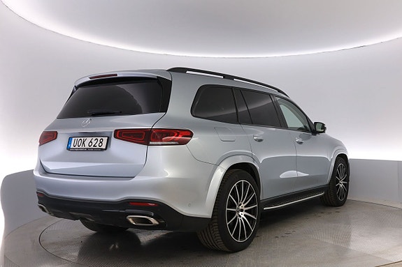 Mercedes-Benz GLS580 4 of 5