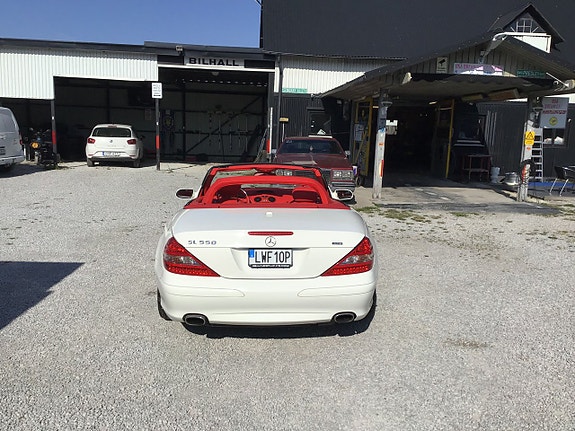 Mercedes-Benz SL-Klass 19 of 28