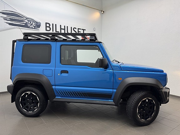 Suzuki Jimny 2 of 5