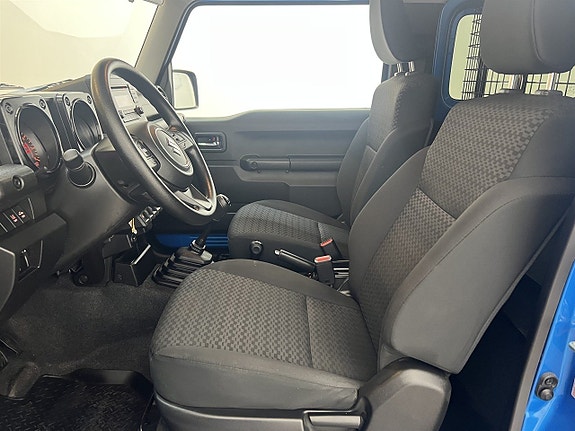 Suzuki Jimny 7 of 16