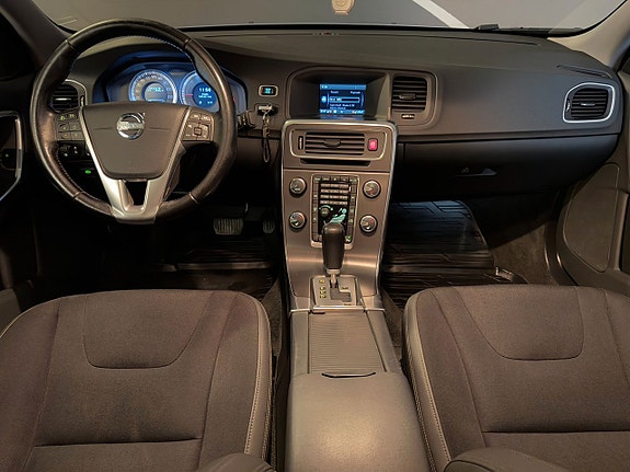 Volvo S60 13 of 19