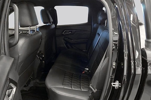 Isuzu D-max 9 of 14