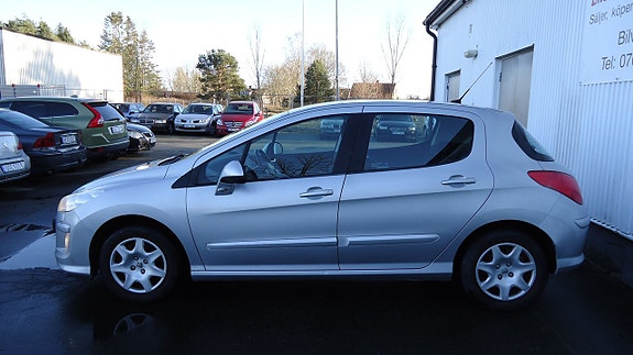 Peugeot 308 6 of 19