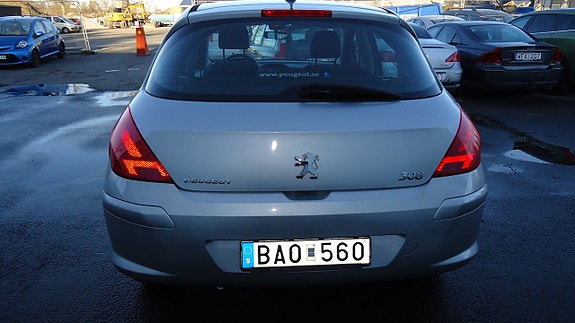 Peugeot 308 18 of 19