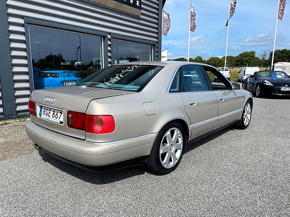 Audi S8 3 of 24