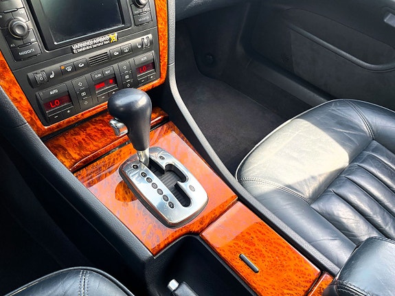 Audi S8 15 of 24