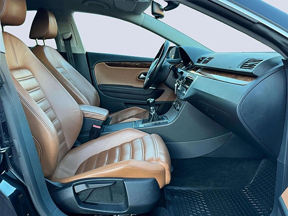 Volkswagen CC 18 of 19