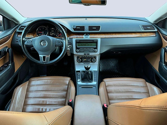 Volkswagen CC 17 of 19