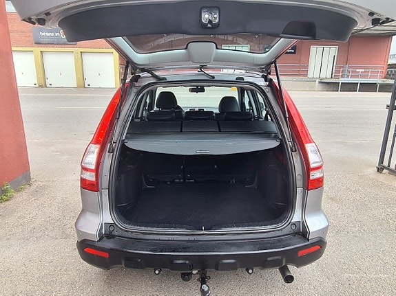 Honda CR-V 7 of 13