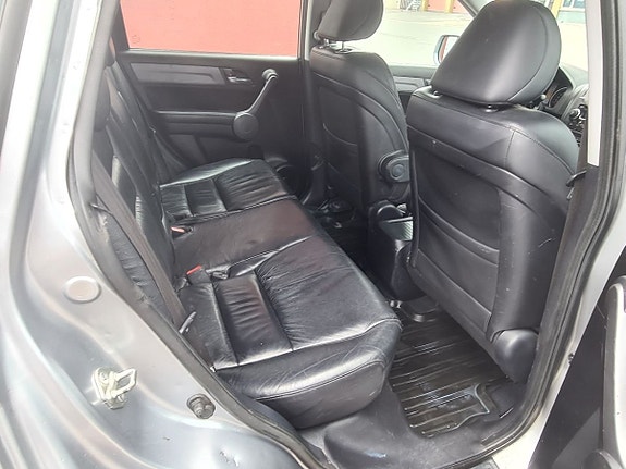 Honda CR-V 13 of 13